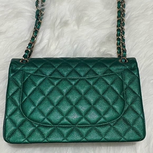 Chanel | 18s Iridescent Emerald Green Jumbo DF - Picture 2 of 9